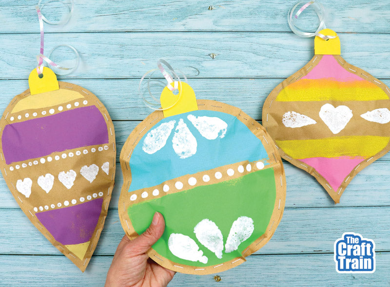 Stuffed paper baubles